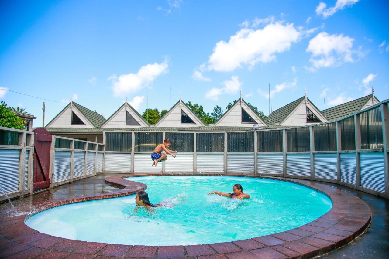 Bulls Motel & Holiday Park Halcombe 외부 사진